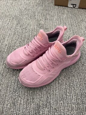 Women’s APL Techloom Tracer Pink Sneakers